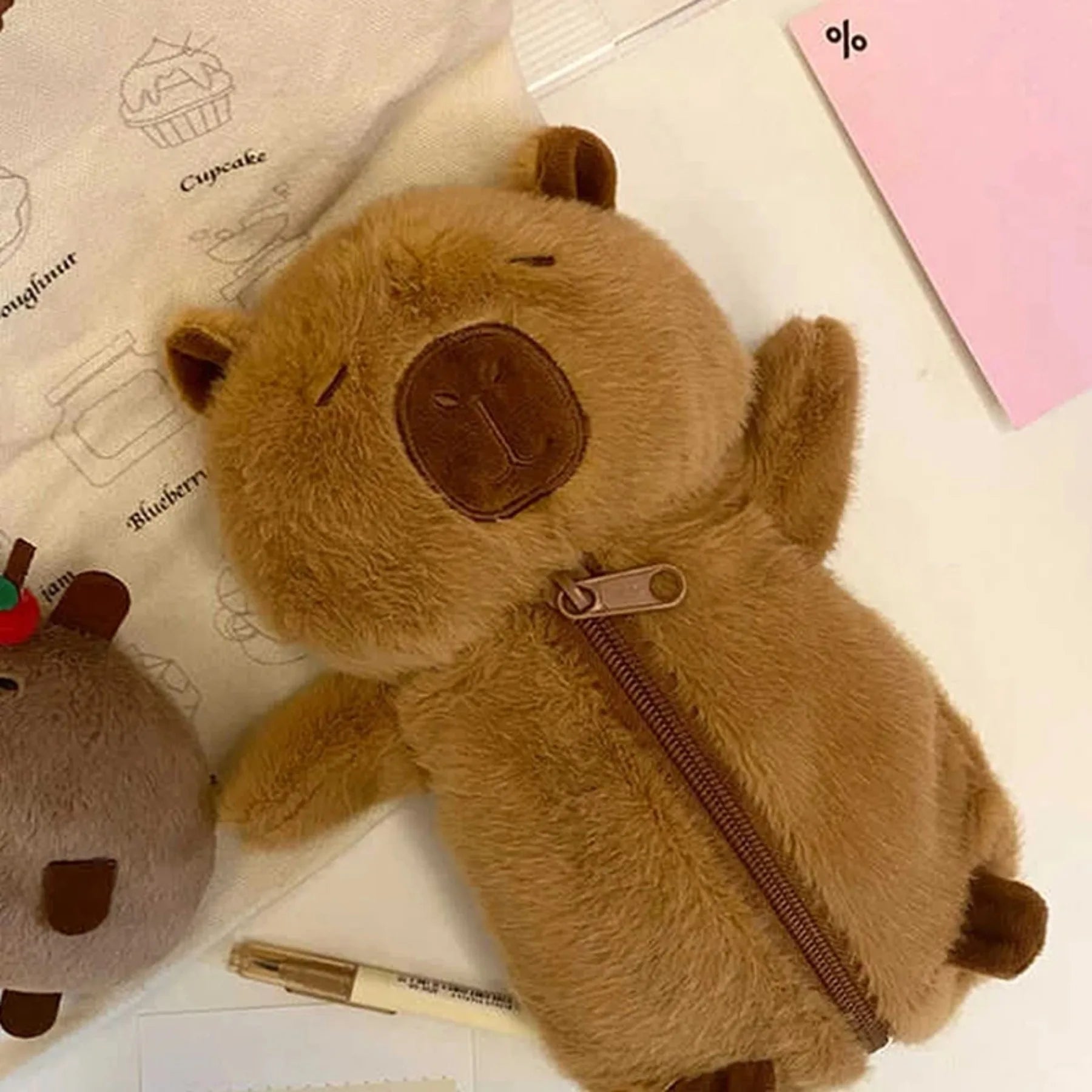 Trousse à crayons créative en peluche (capybara) – Grande capacité